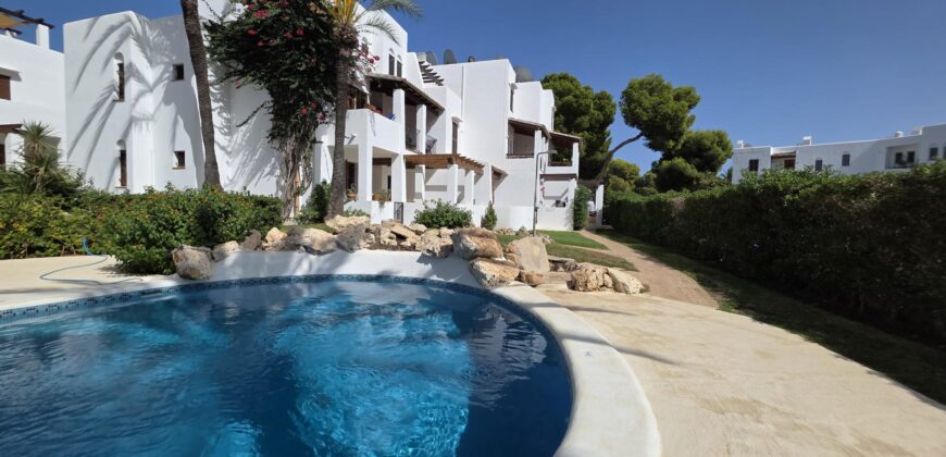 A LITTLE GEM IN CALA D’OR – GROUND-FLOOR APARTMENT BETWEEN TWO BEAUTIFUL BEACHES – €399,900