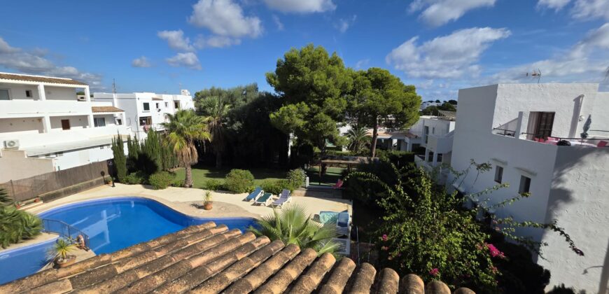 MODERN PENTHOUSE IN CALA D’OR WITH SPACIOUS TERRACE, 319.500€