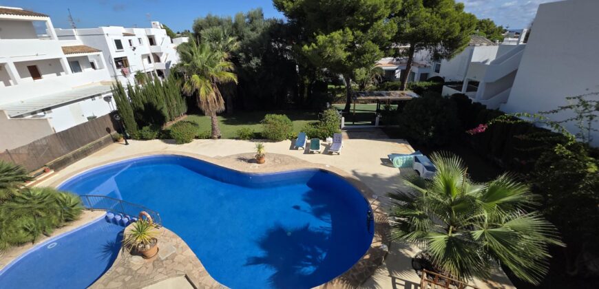MODERN PENTHOUSE IN CALA D’OR WITH SPACIOUS TERRACE, 319.500€