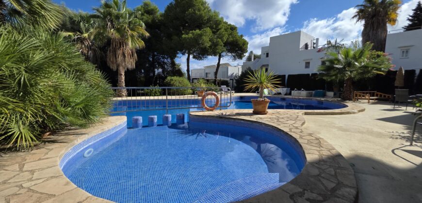 MODERN PENTHOUSE IN CALA D’OR WITH SPACIOUS TERRACE, 319.500€
