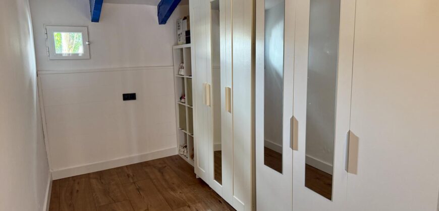 CHARMING, FULLY RENOVATED APARTMENT IN THE HEART OF SANTA CATALINA