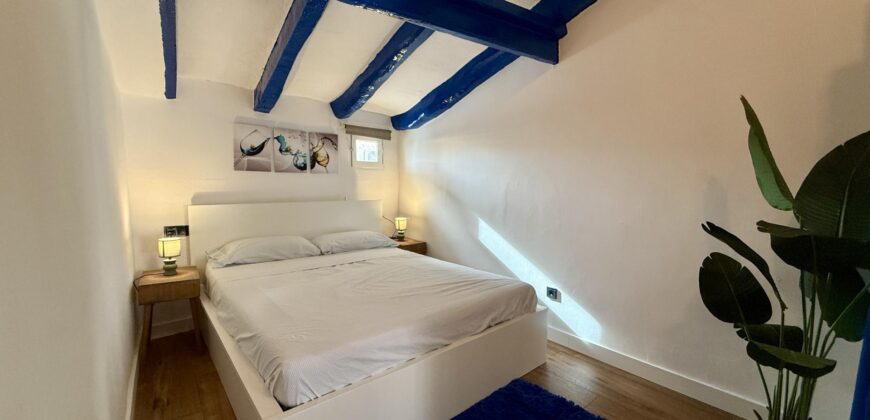 CHARMING, FULLY RENOVATED APARTMENT IN THE HEART OF SANTA CATALINA